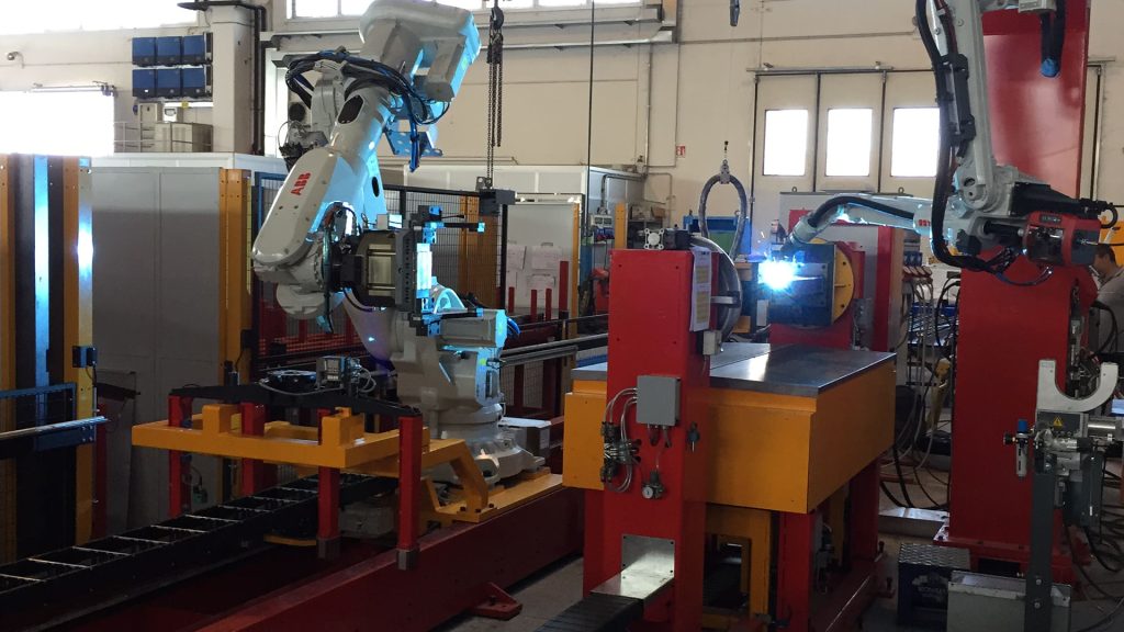 Impianto robot di assemblaggio automatico e saldatura “longheroni stabilizzatori”